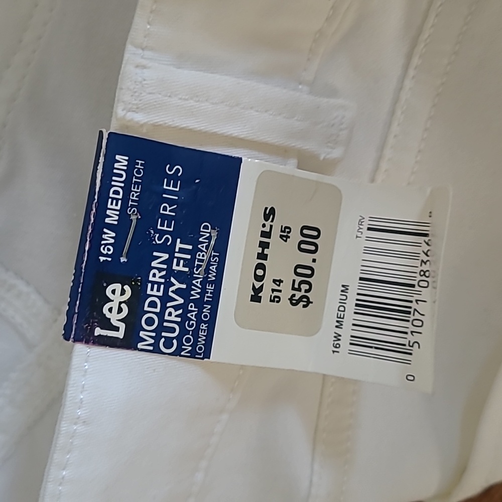 NWT - Lee White Capri Pant - Picture 6 of 10